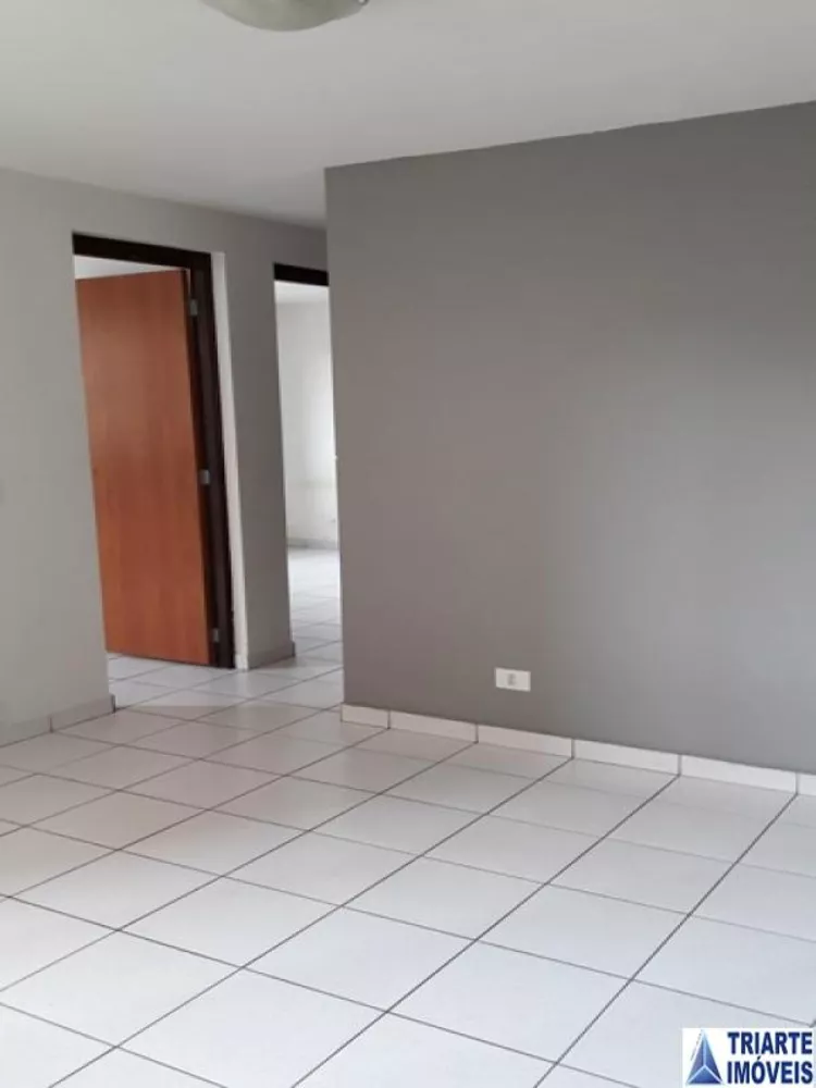 Apartamento para alugar com 2 quartos, 49m² - Foto 4