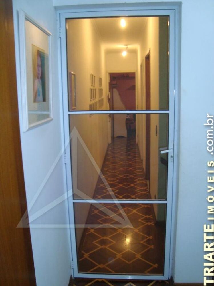 Sobrado à venda com 4 quartos, 241m² - Foto 4