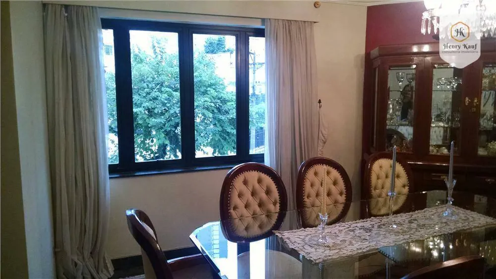 Apartamento, 3 quartos, 198 m² - Foto 1