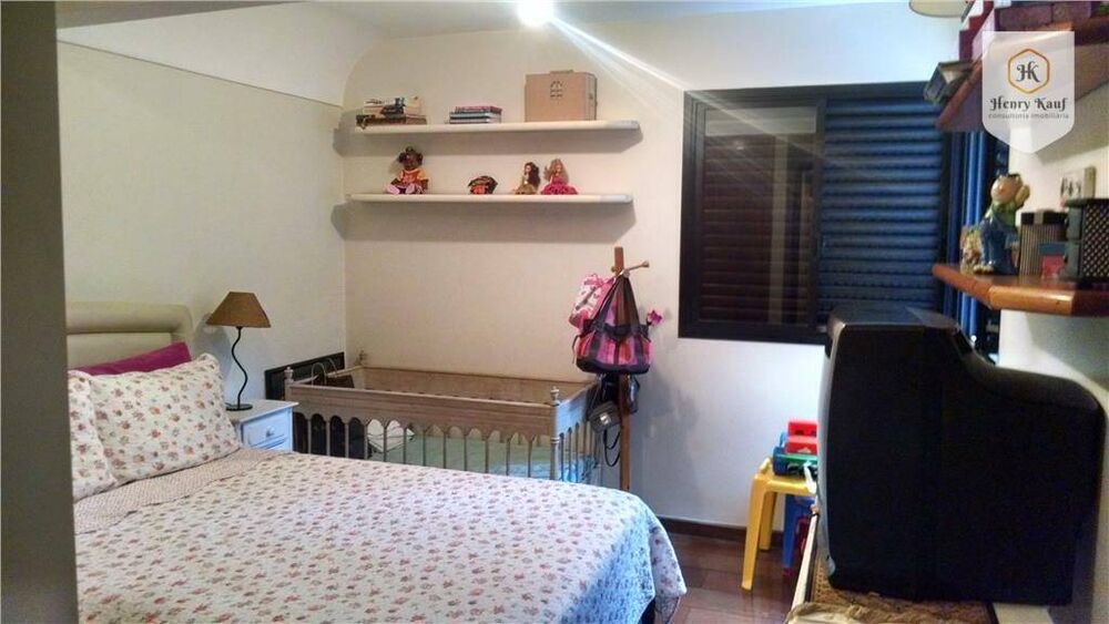 Apartamento, 3 quartos, 198 m² - Foto 2
