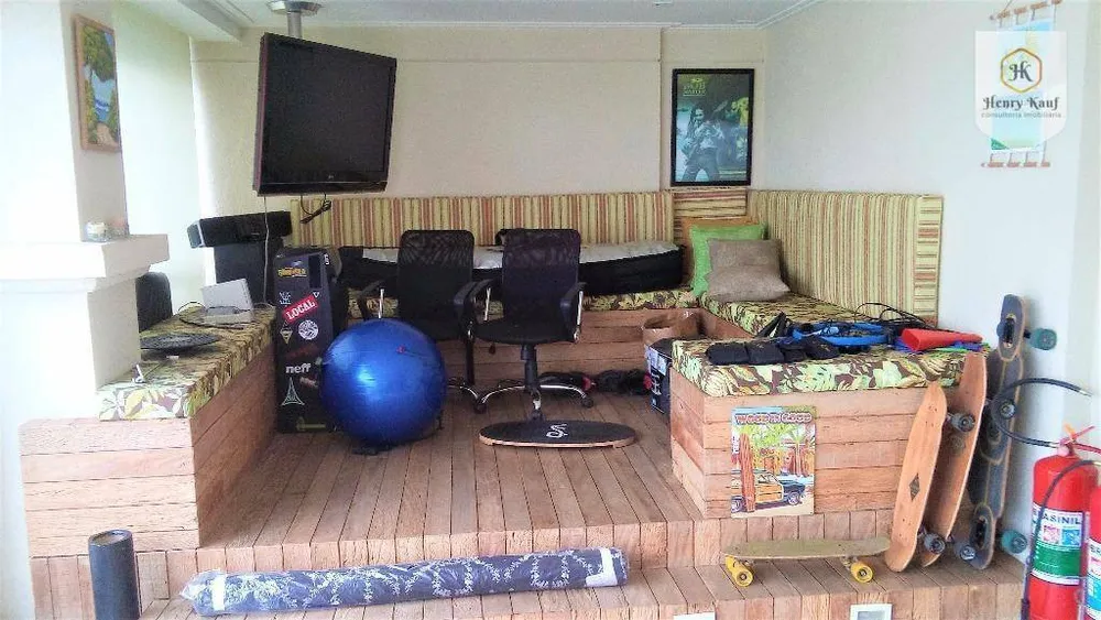 Apartamento, 3 quartos, 184 m² - Foto 2