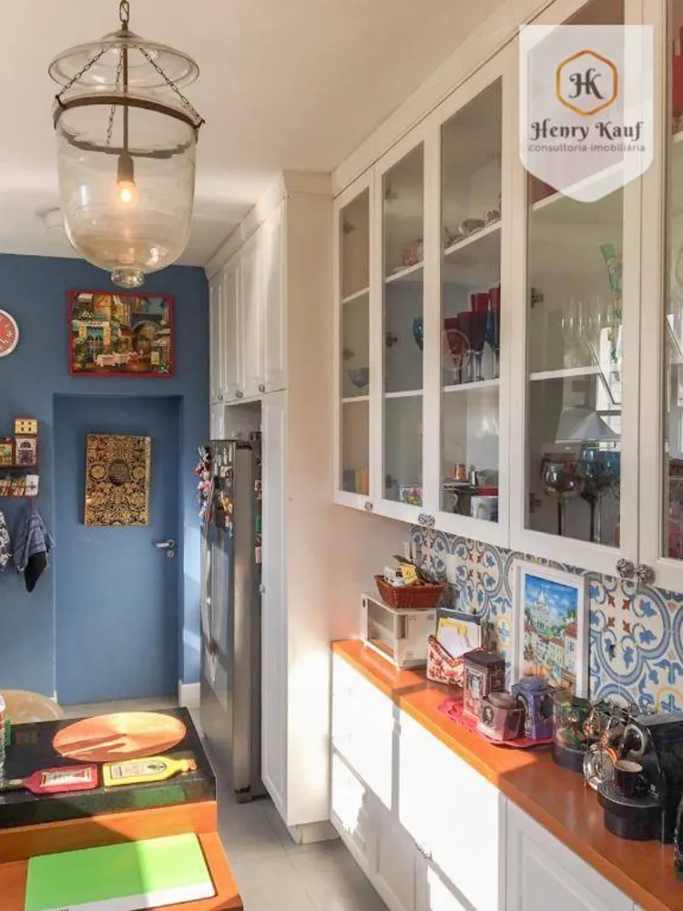 Apartamento, 3 quartos, 197 m² - Foto 2
