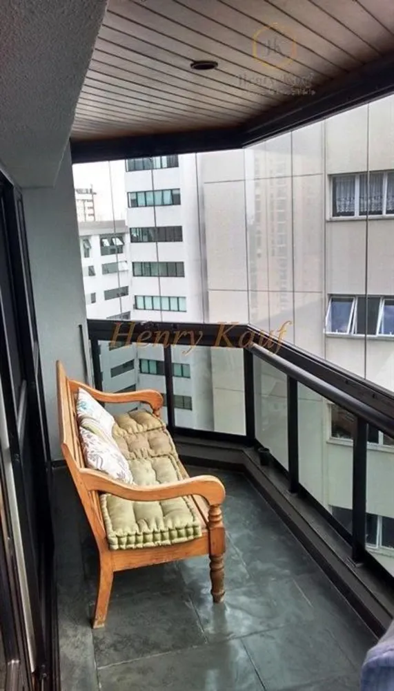 Apartamento, 3 quartos, 168 m² - Foto 1