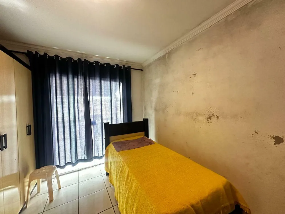Casa, 3 quartos, 250 m² - Foto 3
