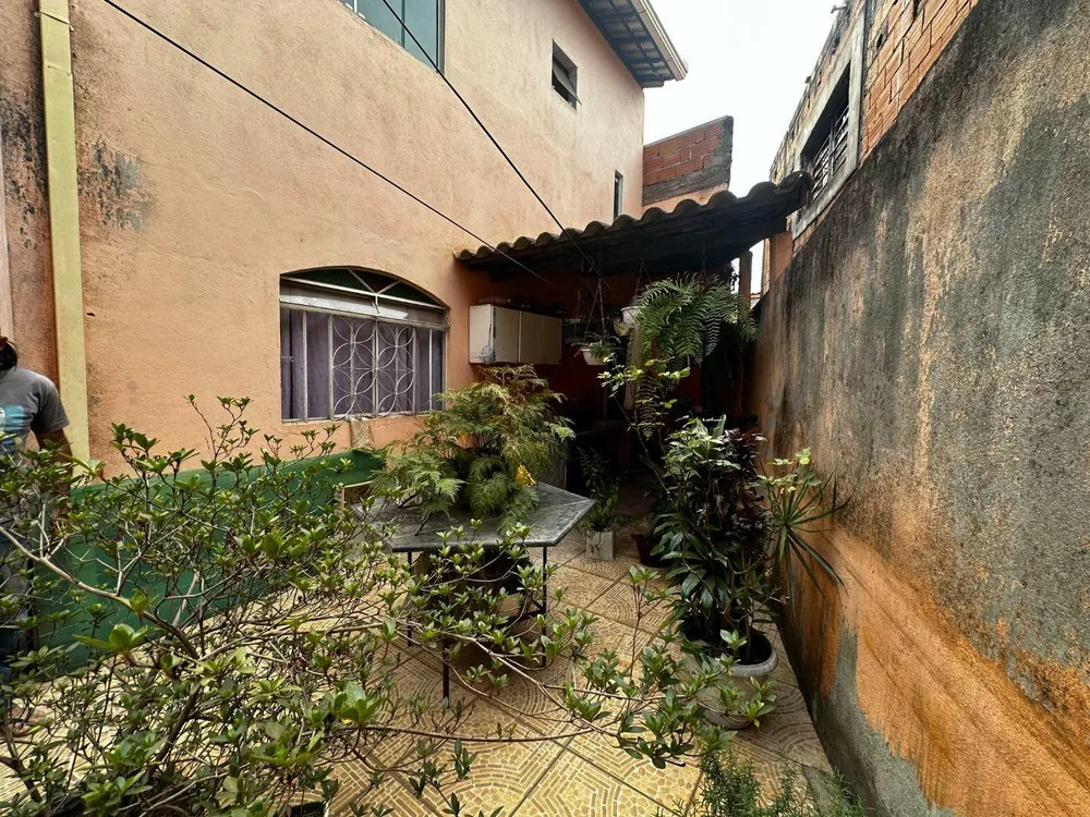 Casa, 3 quartos, 250 m² - Foto 11