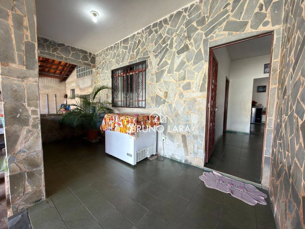 Casa, 3 quartos, 200 m² - Foto 2