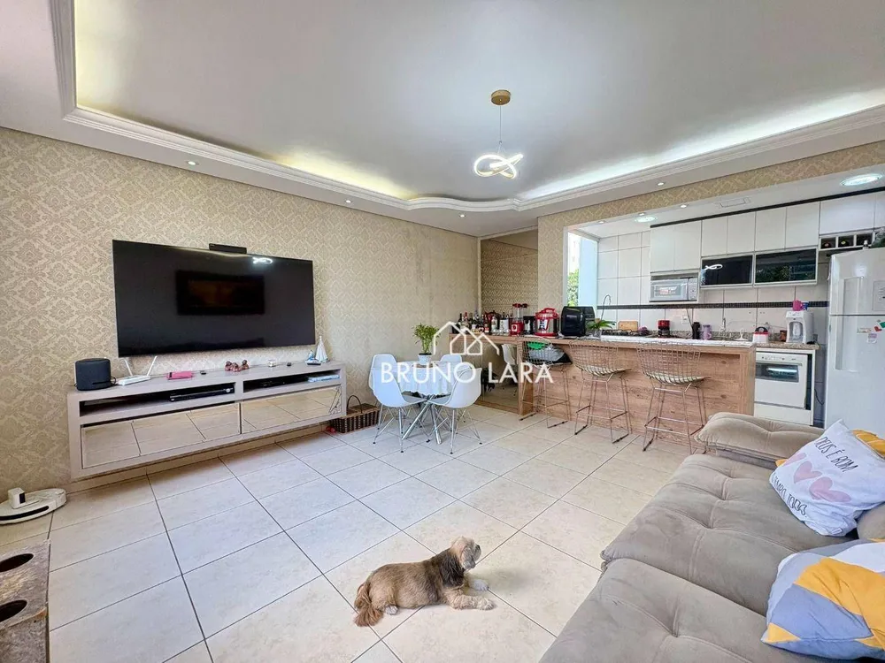Casa, 3 quartos, 195 m² - Foto 1