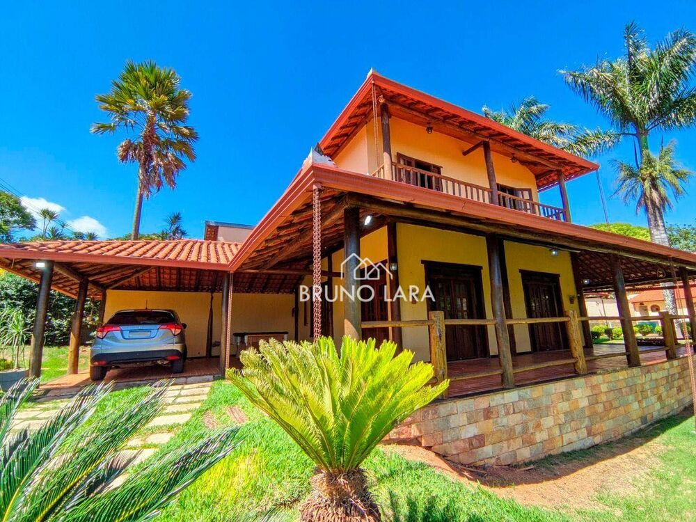 Casa de Condomínio à venda com 3 quartos, 264m² - Foto 1