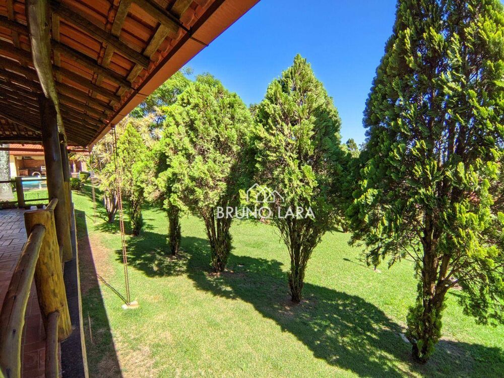 Casa de Condomínio à venda com 3 quartos, 264m² - Foto 2