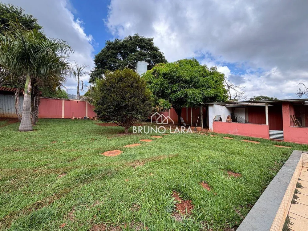 Sítio, 4 quartos, 1630 m² - Foto 2