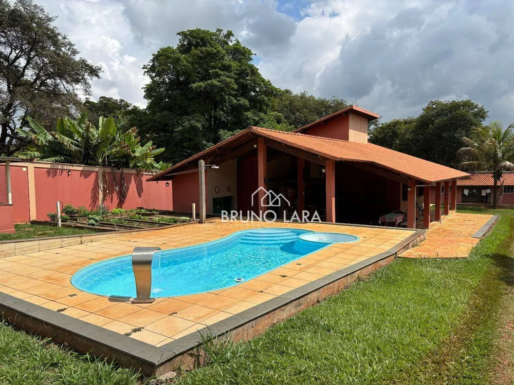 Sítio, 4 quartos, 1630 m² - Foto 3