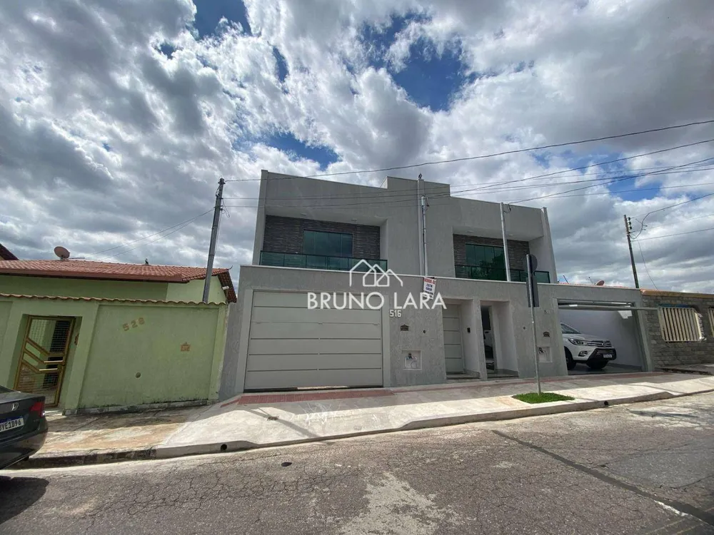Casa, 3 quartos, 208 m² - Foto 1