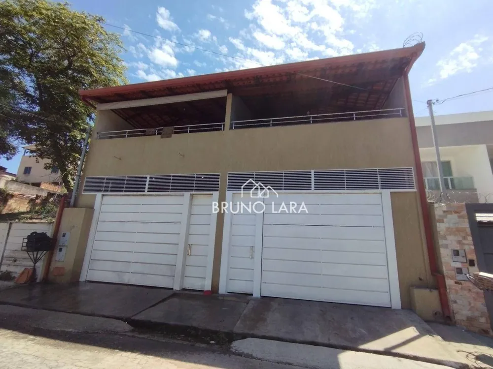 Casa, 3 quartos, 325 m² - Foto 1