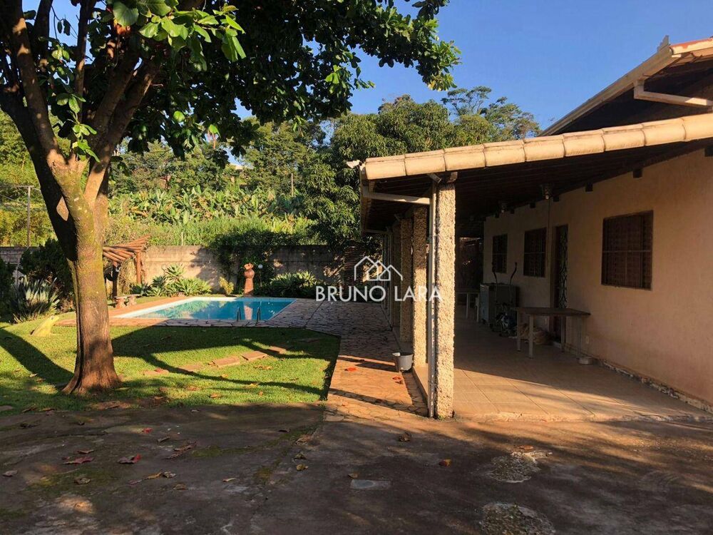 Sítio à venda com 3 quartos, 200m² - Foto 1
