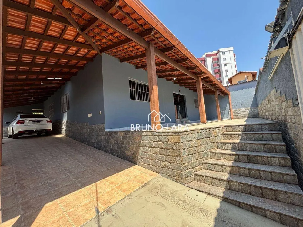 Casa, 3 quartos, 167 m² - Foto 1
