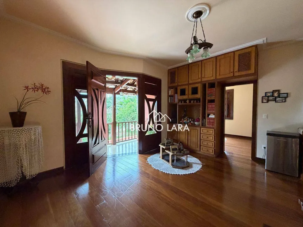 Casa, 3 quartos, 250 m² - Foto 1