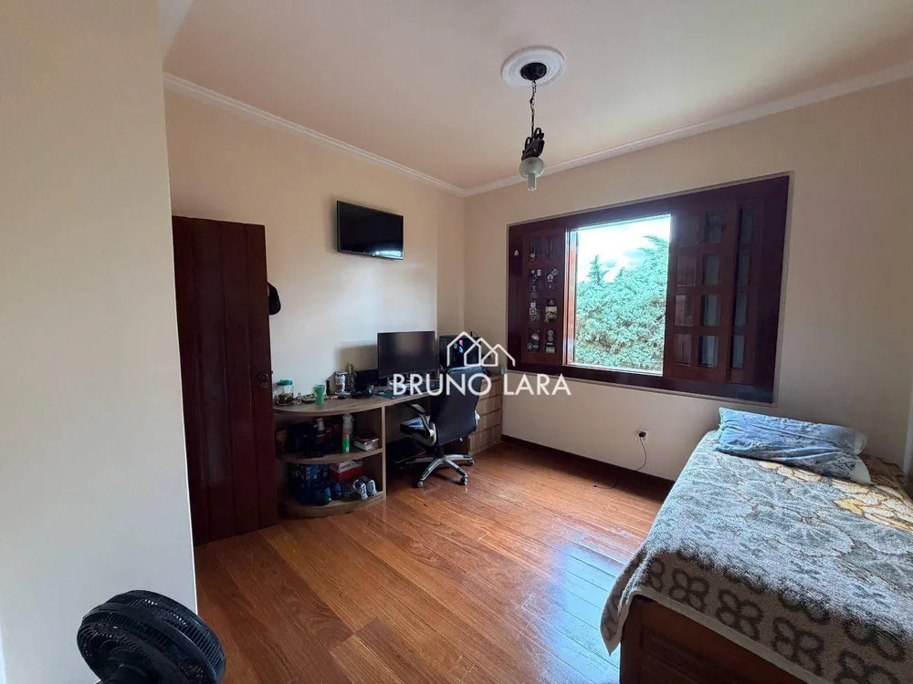 Casa, 3 quartos, 250 m² - Foto 4