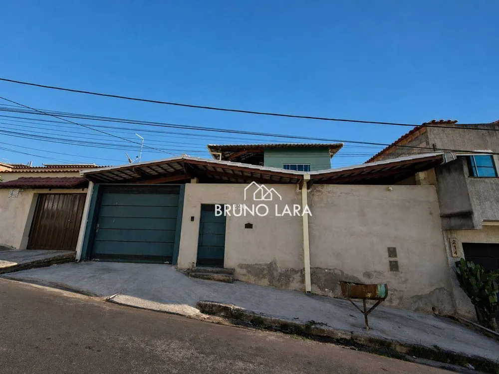 Casa, 4 quartos, 220 m² - Foto 1