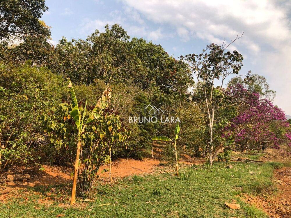 Sítio à venda com 3 quartos, 150m² - Foto 18