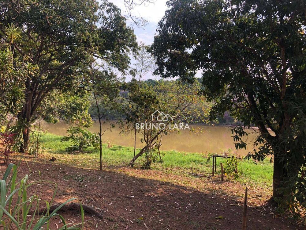 Sítio à venda com 3 quartos, 150m² - Foto 34