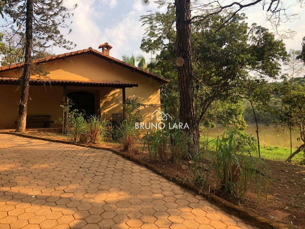Sítio à venda com 3 quartos, 150m² - Foto 2
