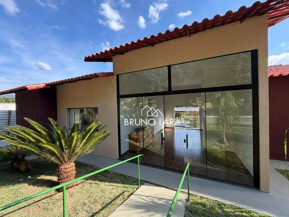 Casa, 3 quartos, 200 m² - Foto 1