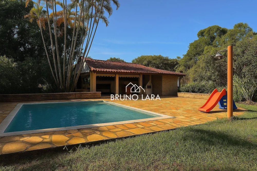 Casa, 4 quartos, 180 m² - Foto 1