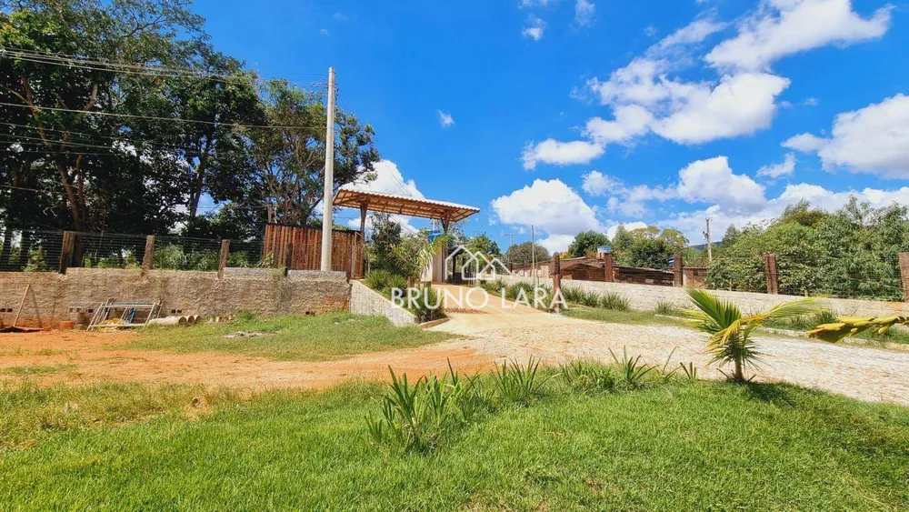 Sítio, 5 quartos, 3800 m² - Foto 1