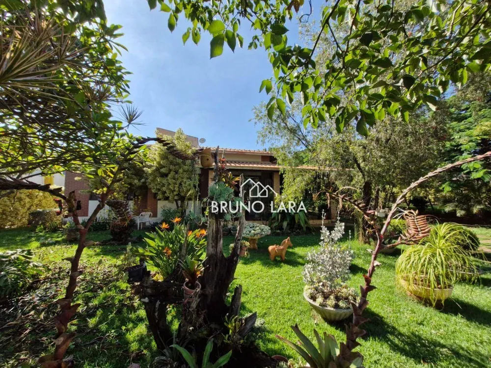 Casa, 4 quartos, 238 m² - Foto 2
