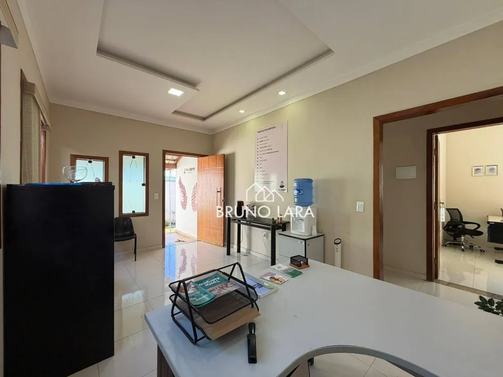Casa, 4 quartos, 180 m² - Foto 2