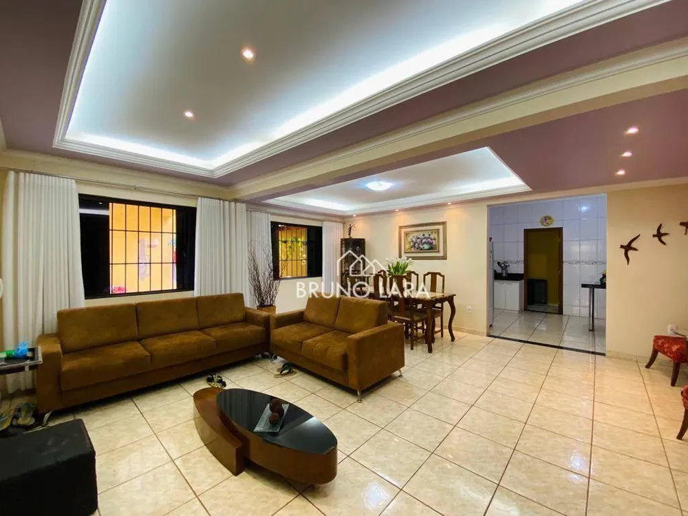 Casa, 3 quartos, 221 m² - Foto 3