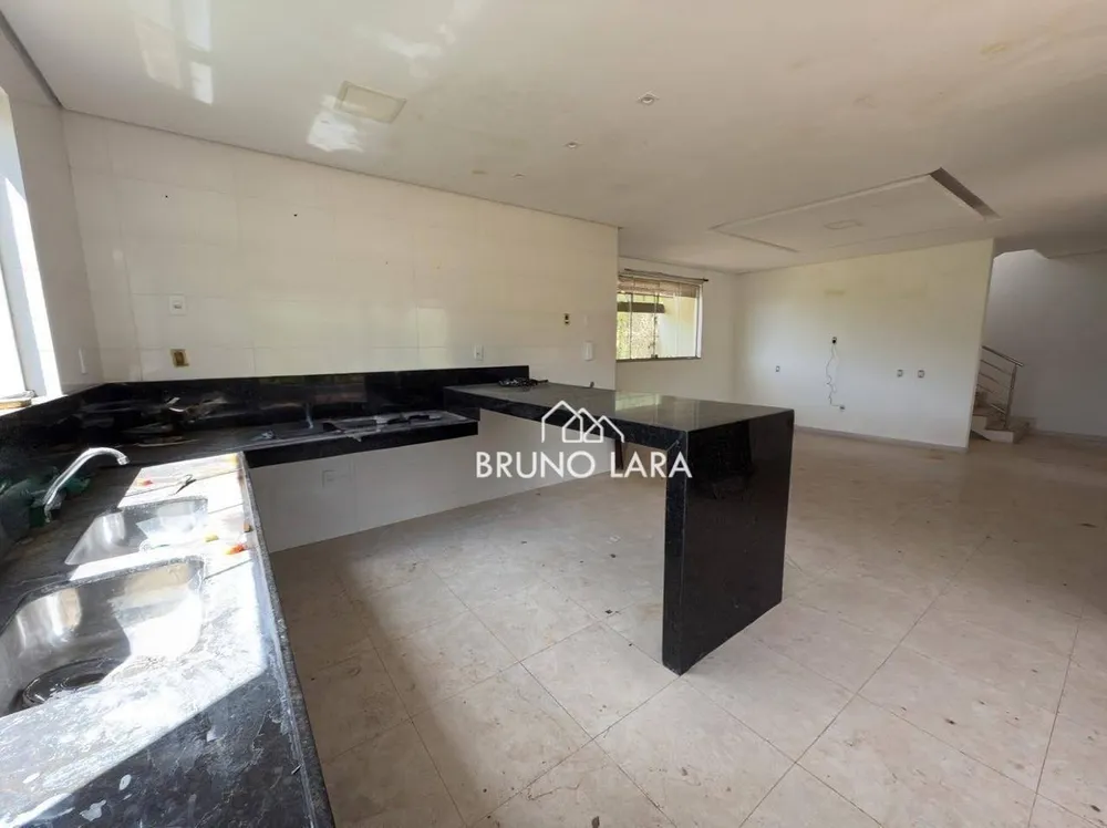 Casa, 3 quartos, 200 m² - Foto 2