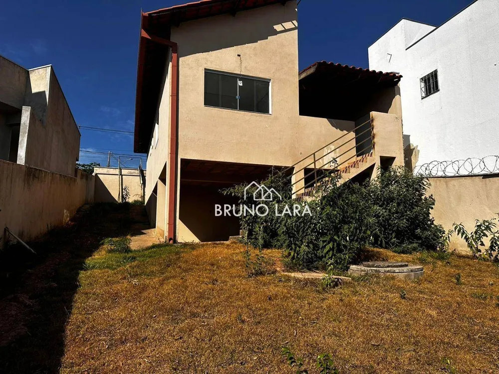 Casa, 3 quartos, 250 m² - Foto 11