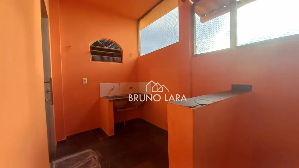 Casa, 6 quartos, 180 m² - Foto 4