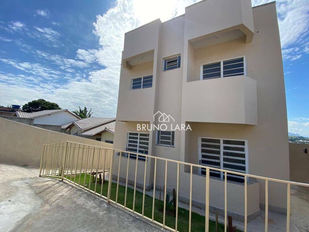 Apartamento à venda com 2 quartos, 65m² - Foto 2