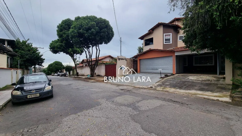 Casa, 3 quartos, 240 m² - Foto 2