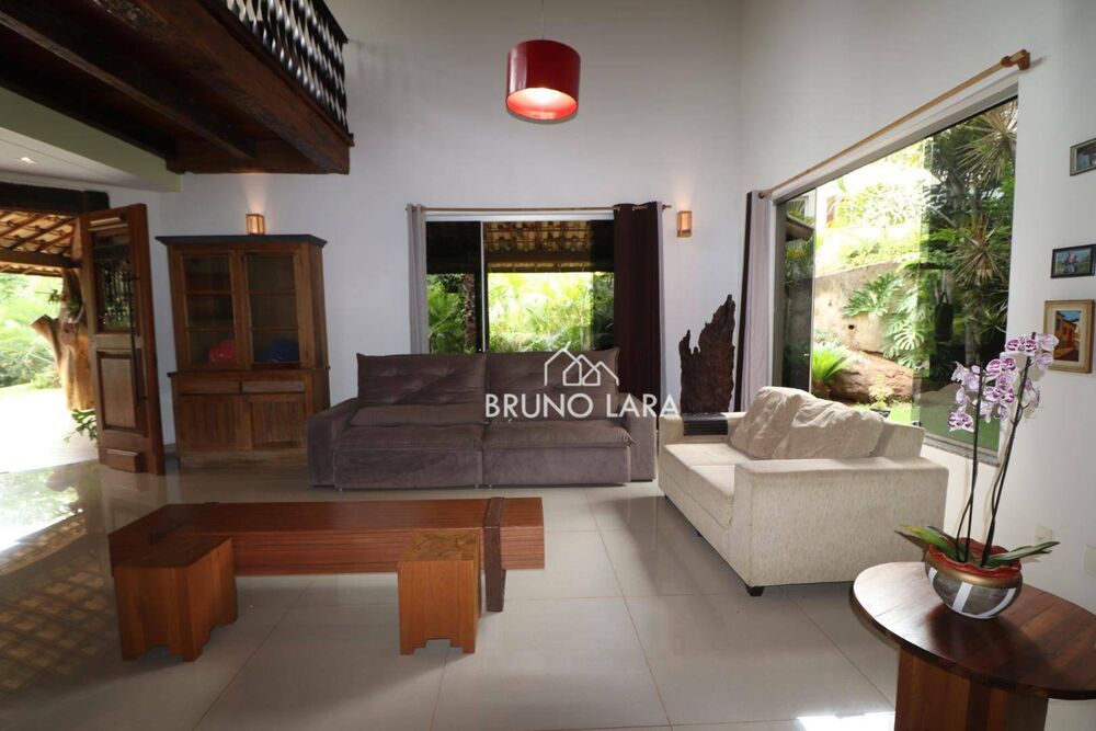 Casa de Condomínio à venda com 3 quartos, 400m² - Foto 2