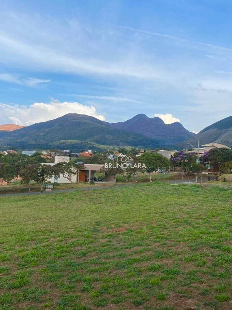 Casa de Condomínio à venda com 3 quartos, 400m² - Foto 31