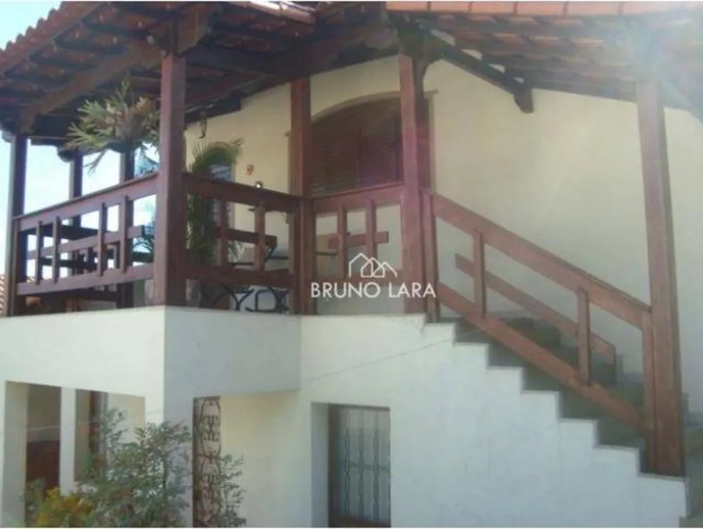 Casa, 4 quartos, 222 m² - Foto 2
