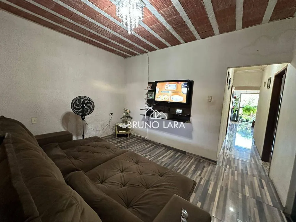 Casa, 3 quartos, 200 m² - Foto 1
