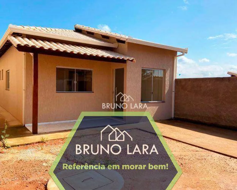 Casa à venda com 3 quartos, 65m² - Foto 1