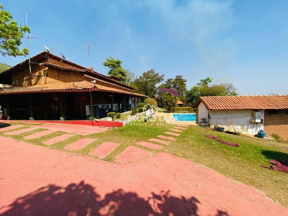 Sítio, 10 quartos, 5000 m² - Foto 1