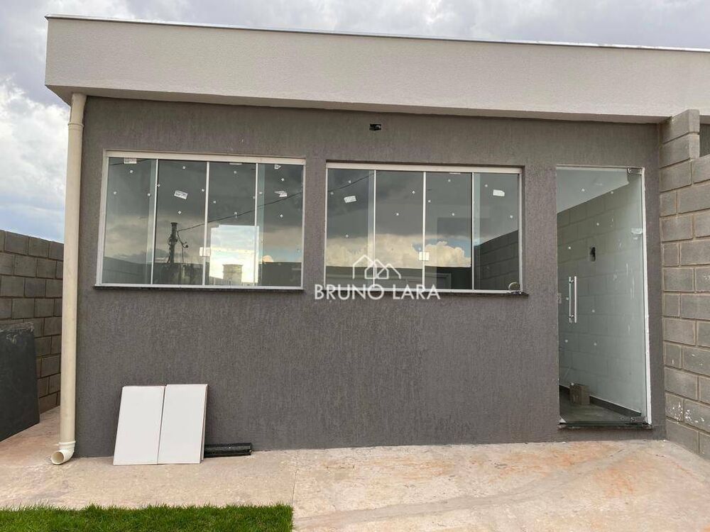 Casa à venda com 3 quartos, 65m² - Foto 3