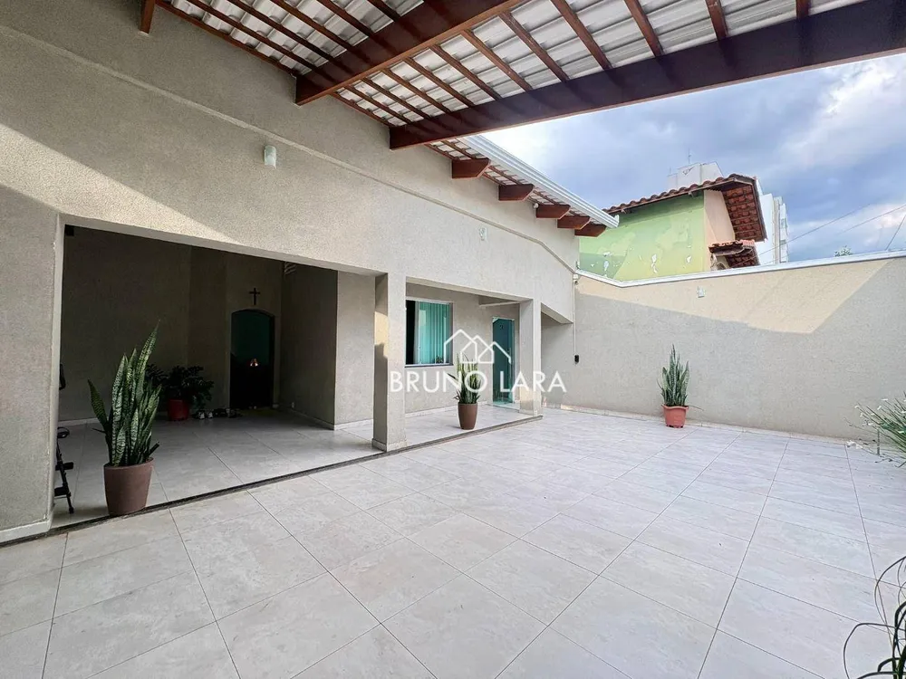 Casa, 4 quartos, 315 m² - Foto 2