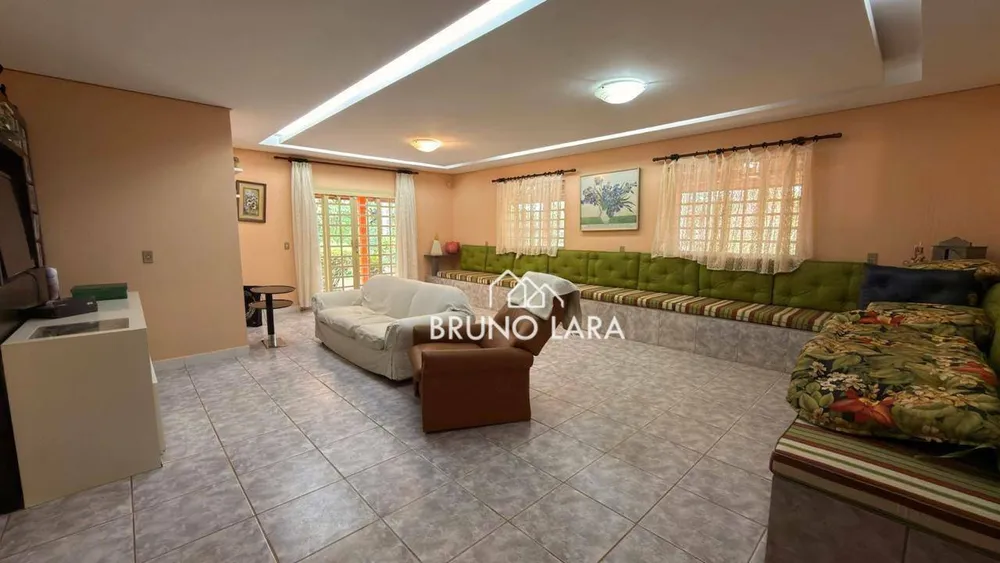Sítio, 6 quartos, 3500 m² - Foto 1