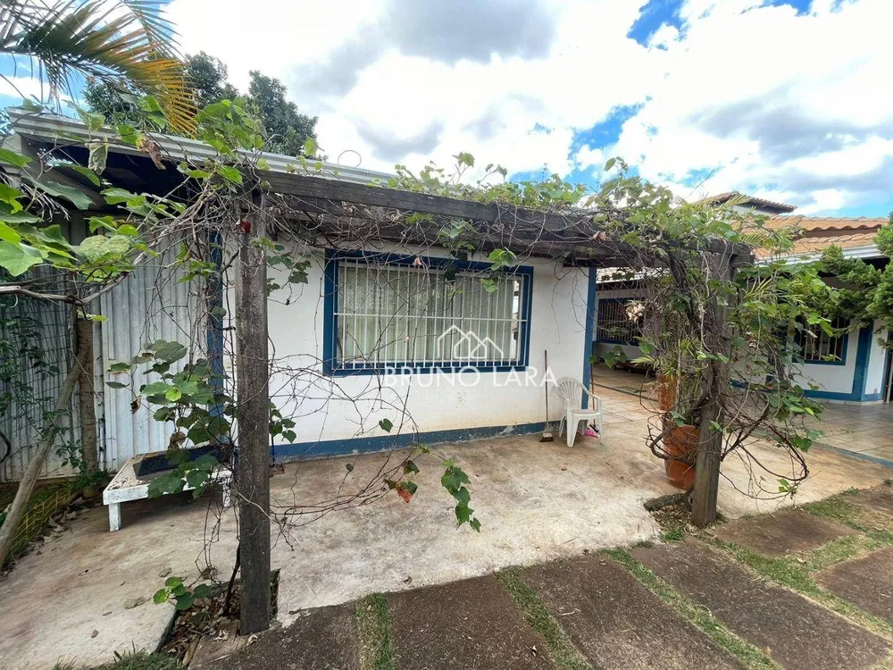 Casa, 6 quartos, 250 m² - Foto 4