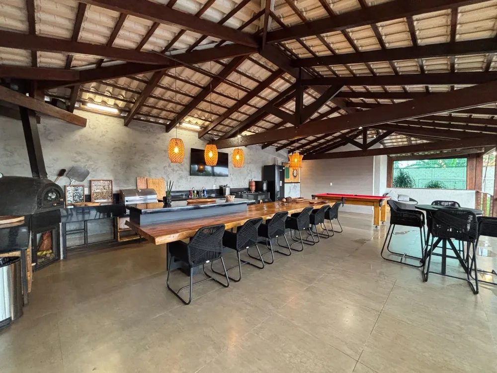 Casa, 4 quartos, 315 m² - Foto 1
