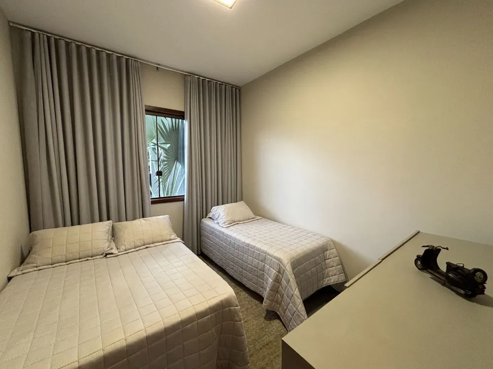 Casa, 4 quartos, 315 m² - Foto 6