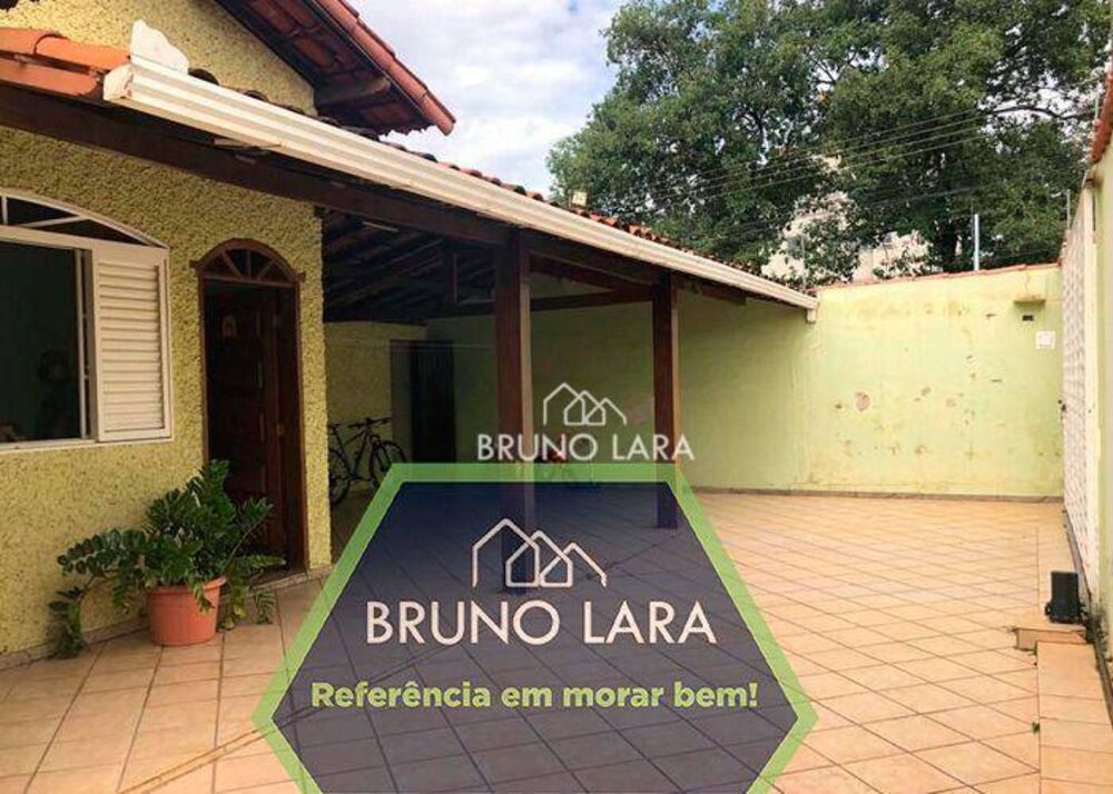 Casa à venda com 4 quartos, 200m² - Foto 1
