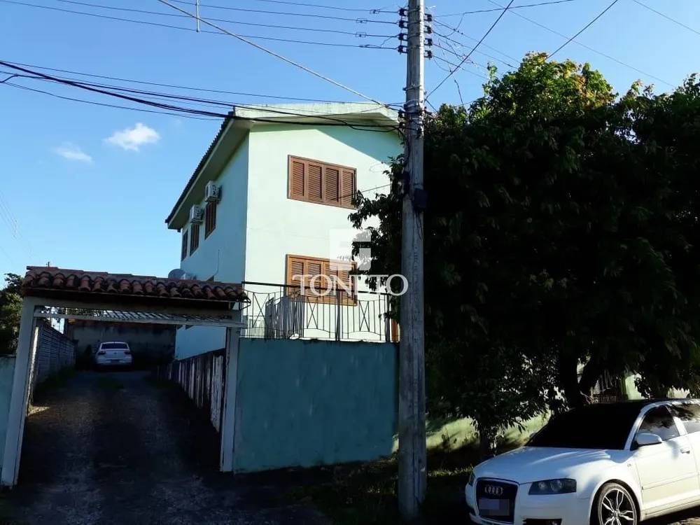 Casa, 6 quartos, 226 m² - Foto 1